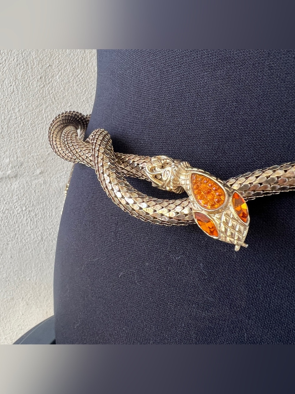 Whiting & Davis Signed Mesh Snake Belt Lariat Necklace in Gold 42” - Picture 2 of 13